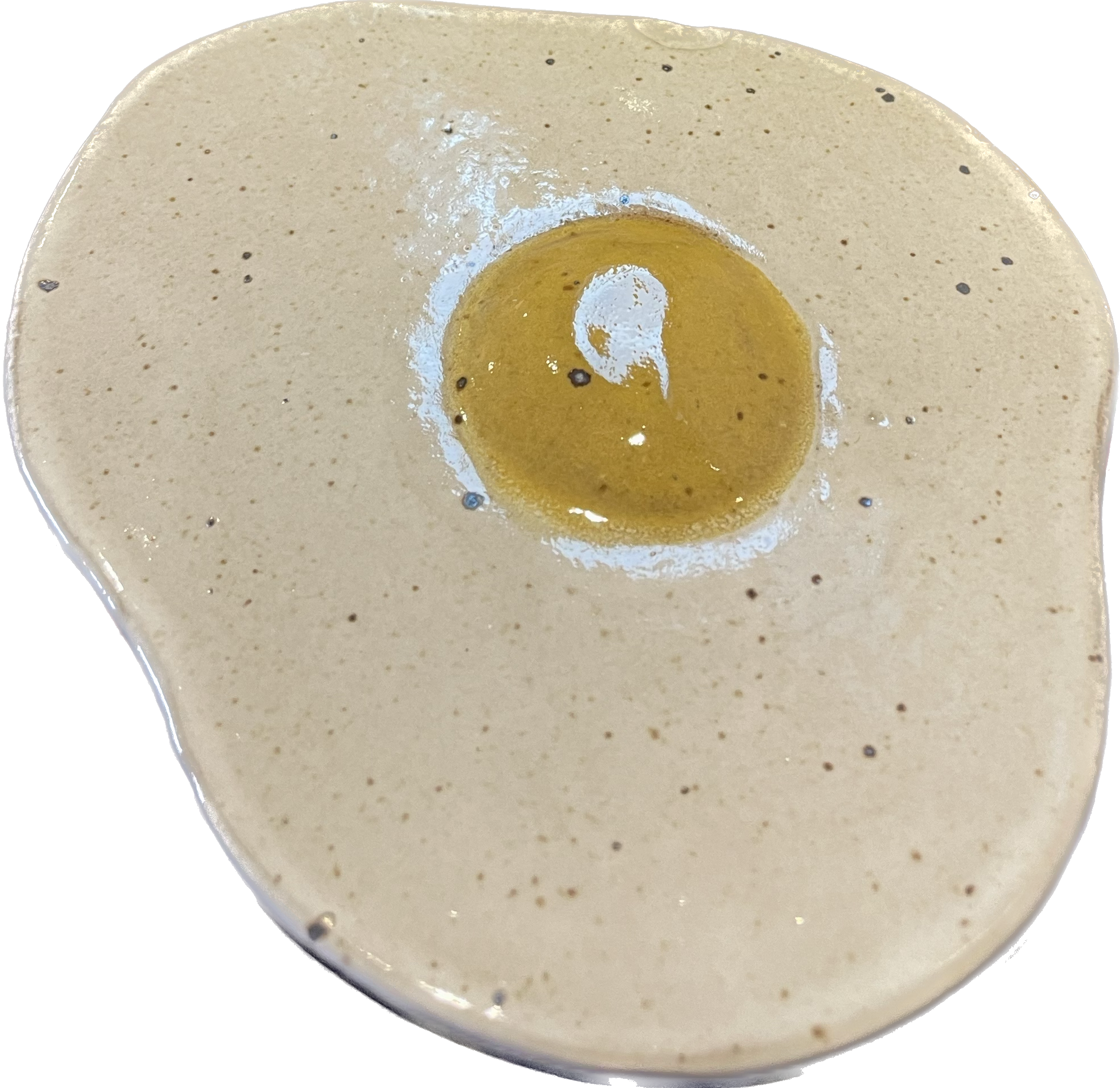 Ovo estalado // Ana Clara Dinucci