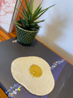 Ovo estalado // Ana Clara Dinucci