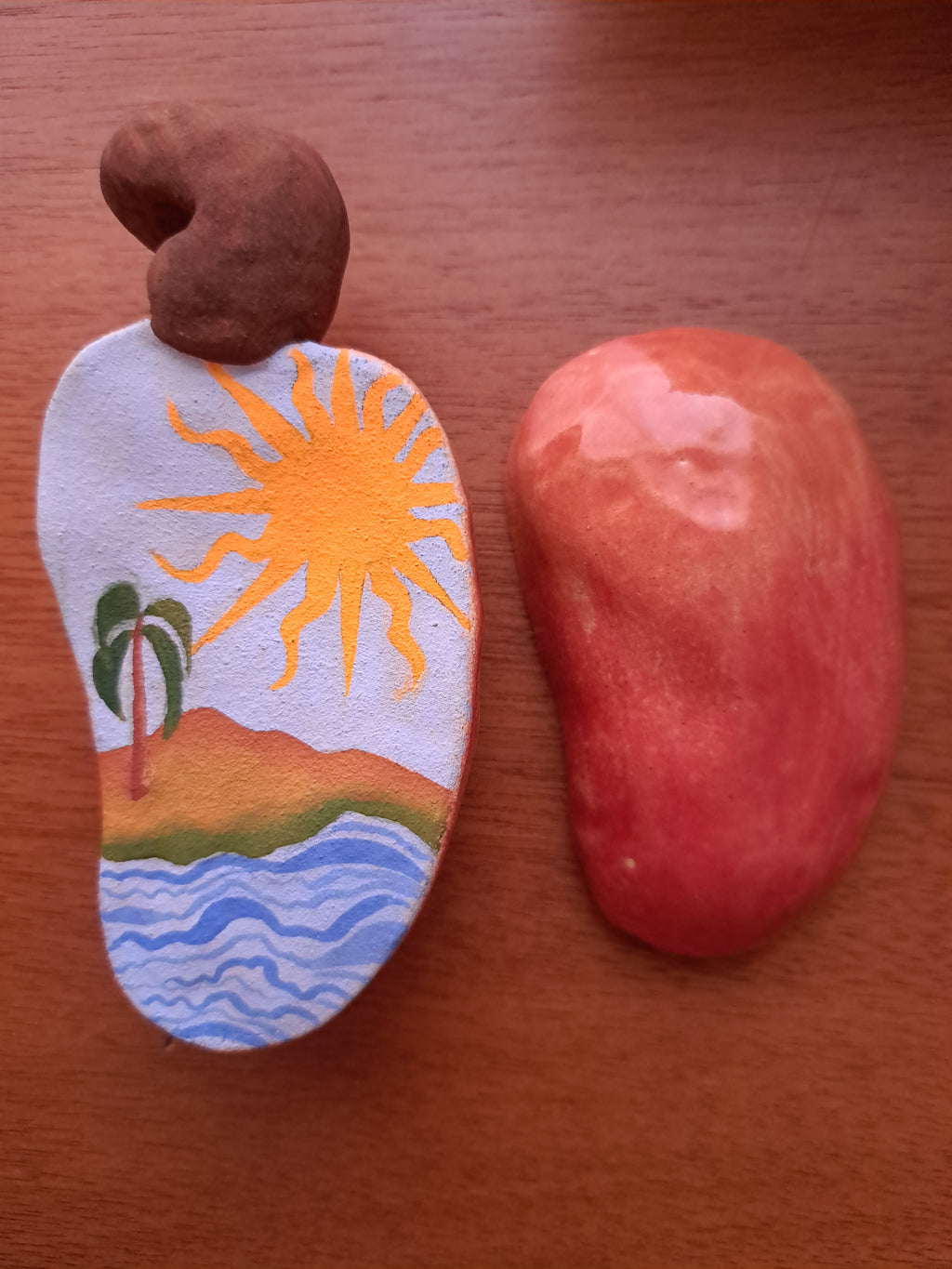 Dentro do caju II // Fernanda Peralta