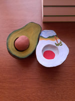 Dentro do abacate // Fernanda Peralta