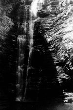 Buracão // Eleonora Aronis